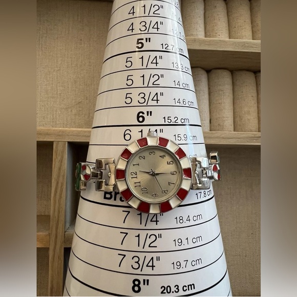 Womens Watch Christmas Candy Cane Silver Bracelet Red White Green Enamel Analog - Picture 9 of 9